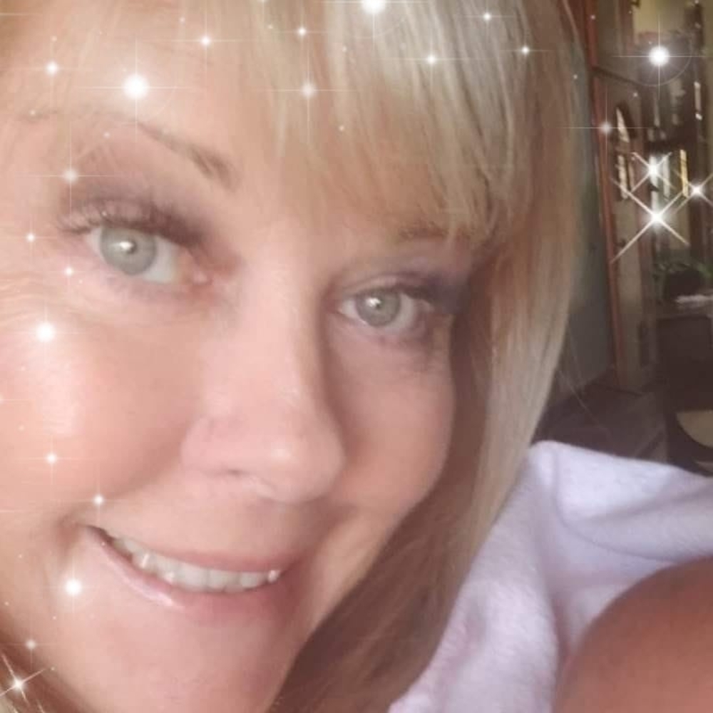 Meet your Posher, Lynda